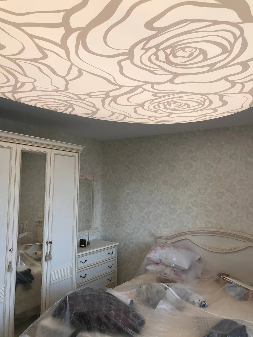Световой потолок с печатью